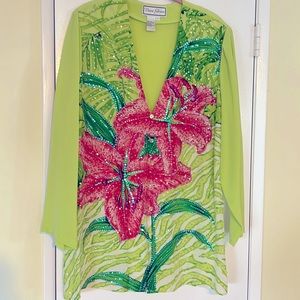 Women’s Silk button front cruise wear. Size 1X